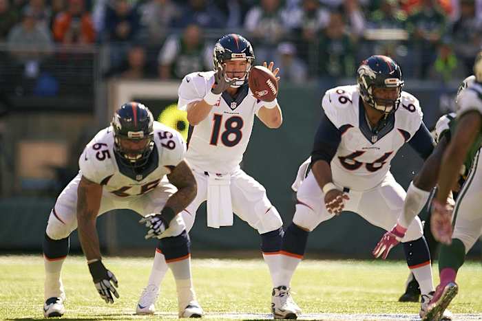 Peyton-Manning-X158793_TK1_0921.jpg
